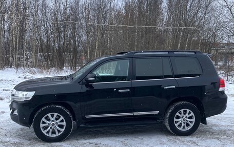 Toyota Land Cruiser 200, 2018 год, 5 750 000 рублей, 2 фотография