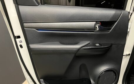 Toyota Hilux VIII, 2021 год, 6 150 000 рублей, 12 фотография