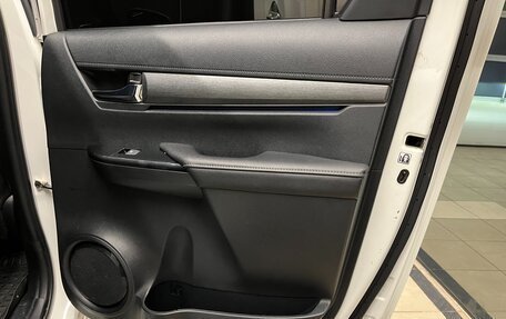 Toyota Hilux VIII, 2021 год, 6 150 000 рублей, 16 фотография