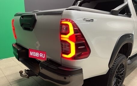 Toyota Hilux VIII, 2021 год, 6 150 000 рублей, 15 фотография