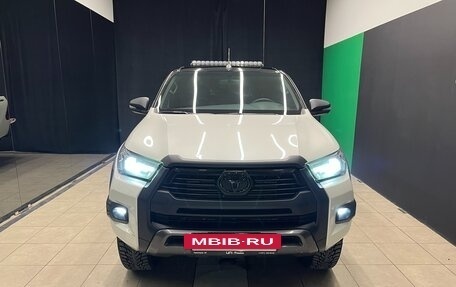 Toyota Hilux VIII, 2021 год, 6 150 000 рублей, 2 фотография
