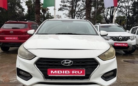 Hyundai Solaris II рестайлинг, 2018 год, 1 100 000 рублей, 1 фотография