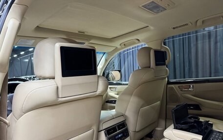 Lexus LX III, 2015 год, 4 950 000 рублей, 29 фотография