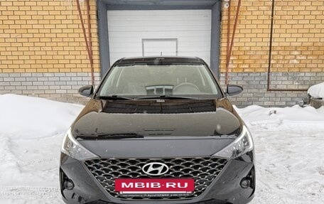 Hyundai Solaris II рестайлинг, 2021 год, 1 799 000 рублей, 3 фотография