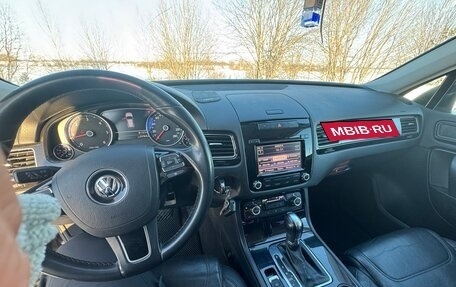 Volkswagen Touareg III, 2012 год, 1 680 000 рублей, 10 фотография