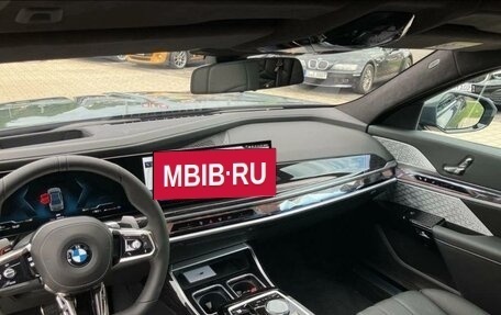 BMW 7 серия, 2025 год, 16 500 000 рублей, 10 фотография