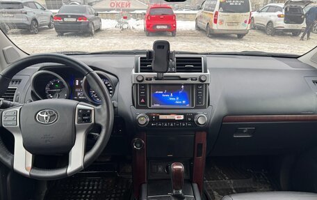 Toyota Land Cruiser Prado 150 рестайлинг 2, 2016 год, 4 710 000 рублей, 8 фотография