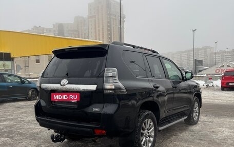 Toyota Land Cruiser Prado 150 рестайлинг 2, 2016 год, 4 710 000 рублей, 5 фотография