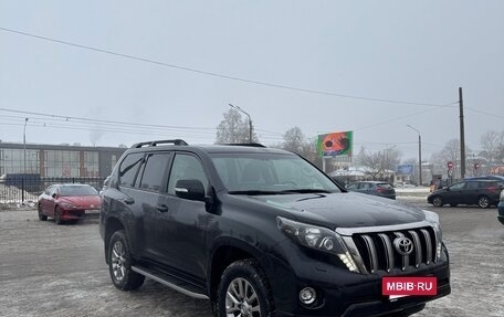 Toyota Land Cruiser Prado 150 рестайлинг 2, 2016 год, 4 710 000 рублей, 2 фотография