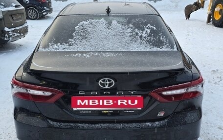 Toyota Camry, 2021 год, 3 150 000 рублей, 3 фотография