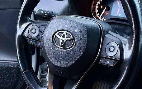 Toyota RAV4, 2021 год, 3 980 000 рублей, 22 фотография