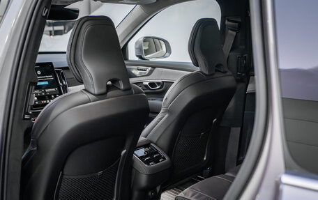 Volvo XC90 II рестайлинг, 2025 год, 11 100 000 рублей, 33 фотография