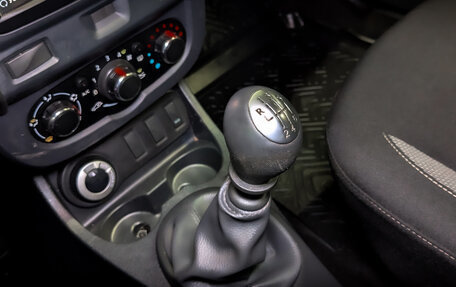 Renault Duster I рестайлинг, 2017 год, 1 250 000 рублей, 25 фотография