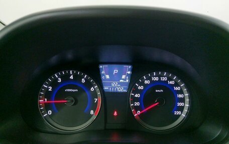 Hyundai Solaris II рестайлинг, 2011 год, 789 000 рублей, 16 фотография