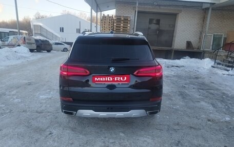 BMW X5, 2019 год, 5 700 000 рублей, 2 фотография