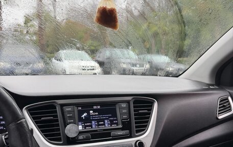 Hyundai Solaris II рестайлинг, 2018 год, 1 100 000 рублей, 9 фотография