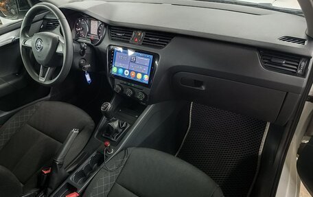 Skoda Octavia, 2018 год, 1 349 000 рублей, 12 фотография