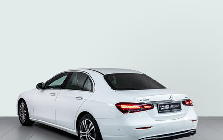 Mercedes-Benz E-Класс, 2021 год, 4 790 000 рублей, 6 фотография