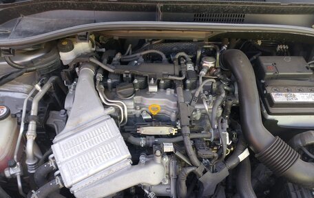 Toyota C-HR I рестайлинг, 2020 год, 2 000 000 рублей, 15 фотография