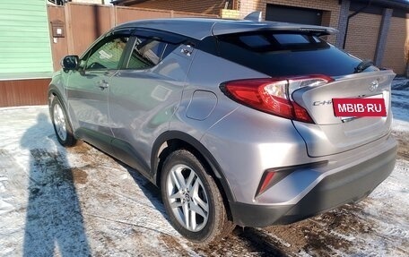 Toyota C-HR I рестайлинг, 2020 год, 2 000 000 рублей, 21 фотография