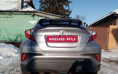 Toyota C-HR I рестайлинг, 2020 год, 2 000 000 рублей, 18 фотография