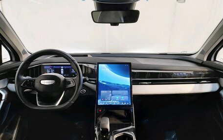 Geely Atlas, 2024 год, 3 239 000 рублей, 8 фотография