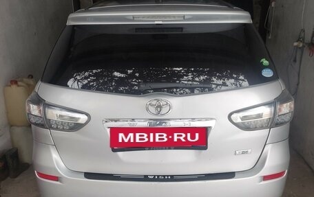 Toyota Wish II, 2013 год, 1 600 000 рублей, 14 фотография