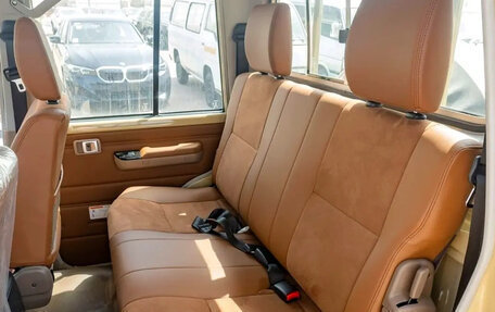 Toyota Land Cruiser 70, 2025 год, 8 540 000 рублей, 15 фотография