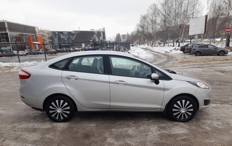 Ford Fiesta, 2016 год, 747 000 рублей, 4 фотография