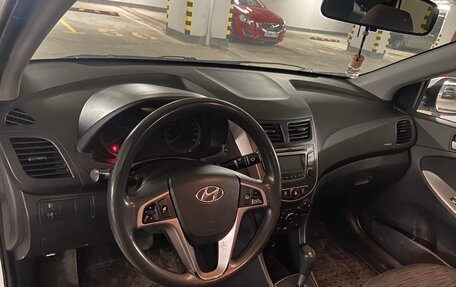 Hyundai Solaris II рестайлинг, 2014 год, 650 000 рублей, 7 фотография