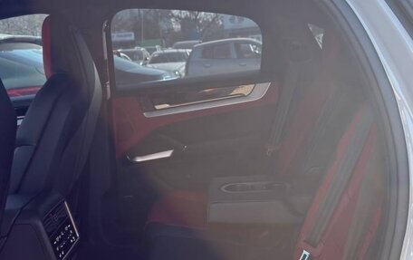 Porsche Cayenne III, 2024 год, 18 550 000 рублей, 8 фотография