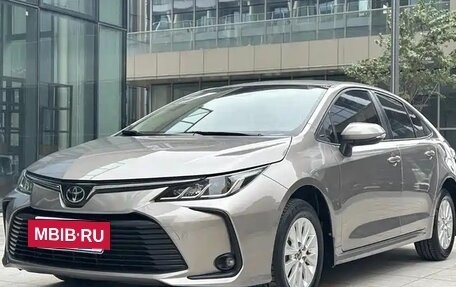 Toyota Corolla, 2022 год, 1 390 000 рублей, 4 фотография