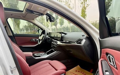 BMW 3 серия, 2024 год, 3 732 000 рублей, 11 фотография