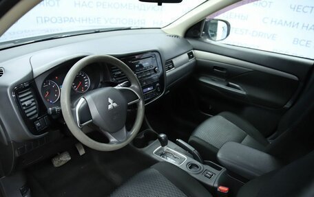 Mitsubishi Outlander III рестайлинг 3, 2012 год, 1 190 000 рублей, 10 фотография