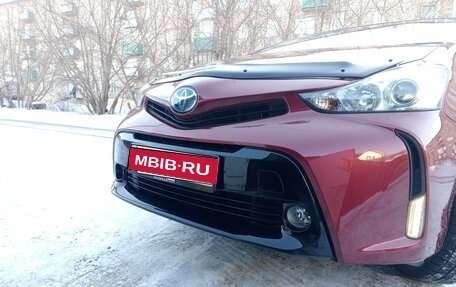 Toyota Prius Alpha I (ZVW40/41), 2019 год, 1 900 000 рублей, 3 фотография