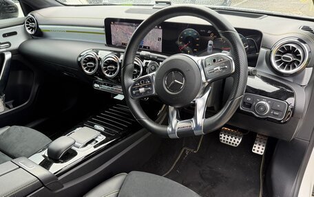 Mercedes-Benz A-Класс, 2022 год, 1 600 000 рублей, 19 фотография