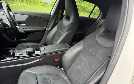 Mercedes-Benz A-Класс, 2022 год, 1 600 000 рублей, 24 фотография