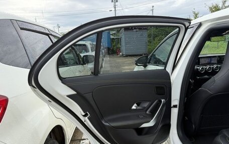 Mercedes-Benz A-Класс, 2022 год, 1 600 000 рублей, 33 фотография