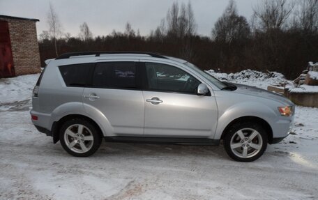 Mitsubishi Outlander III рестайлинг 3, 2010 год, 1 250 000 рублей, 1 фотография