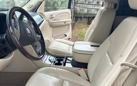 Cadillac Escalade III, 2007 год, 2 000 000 рублей, 10 фотография