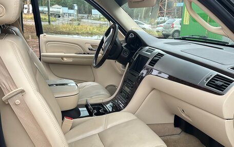 Cadillac Escalade III, 2007 год, 2 000 000 рублей, 11 фотография