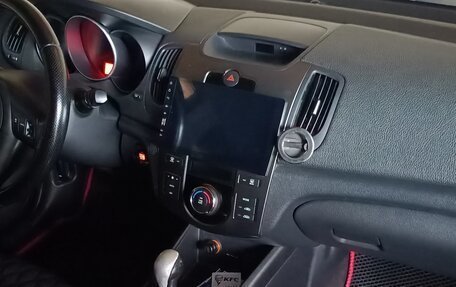 KIA Cerato III, 2010 год, 900 000 рублей, 9 фотография