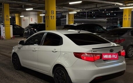 KIA Rio III рестайлинг, 2012 год, 550 000 рублей, 4 фотография