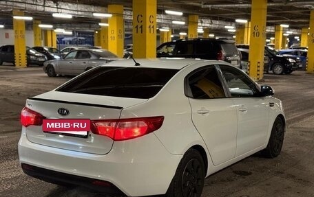 KIA Rio III рестайлинг, 2012 год, 550 000 рублей, 3 фотография