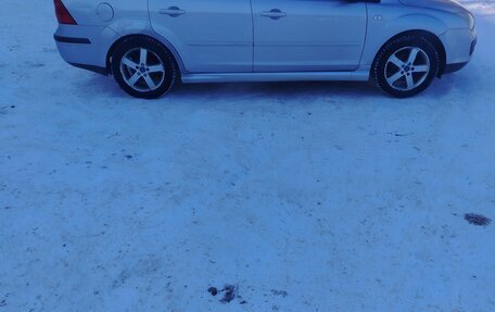 Ford Focus II рестайлинг, 2005 год, 315 000 рублей, 2 фотография