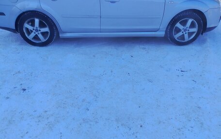 Ford Focus II рестайлинг, 2005 год, 315 000 рублей, 3 фотография