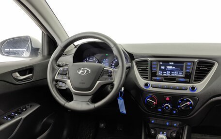 Hyundai Solaris II рестайлинг, 2018 год, 1 380 000 рублей, 9 фотография