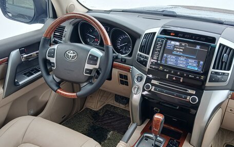 Toyota Land Cruiser 200, 2012 год, 3 344 000 рублей, 10 фотография