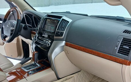 Toyota Land Cruiser 200, 2012 год, 3 344 000 рублей, 14 фотография