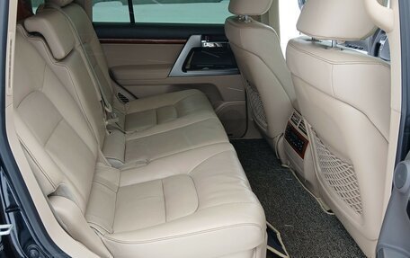 Toyota Land Cruiser 200, 2012 год, 3 344 000 рублей, 18 фотография